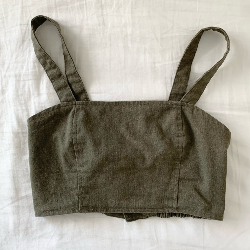SOLD ◻️ UO khaki green tank crop top Adjustable S/M